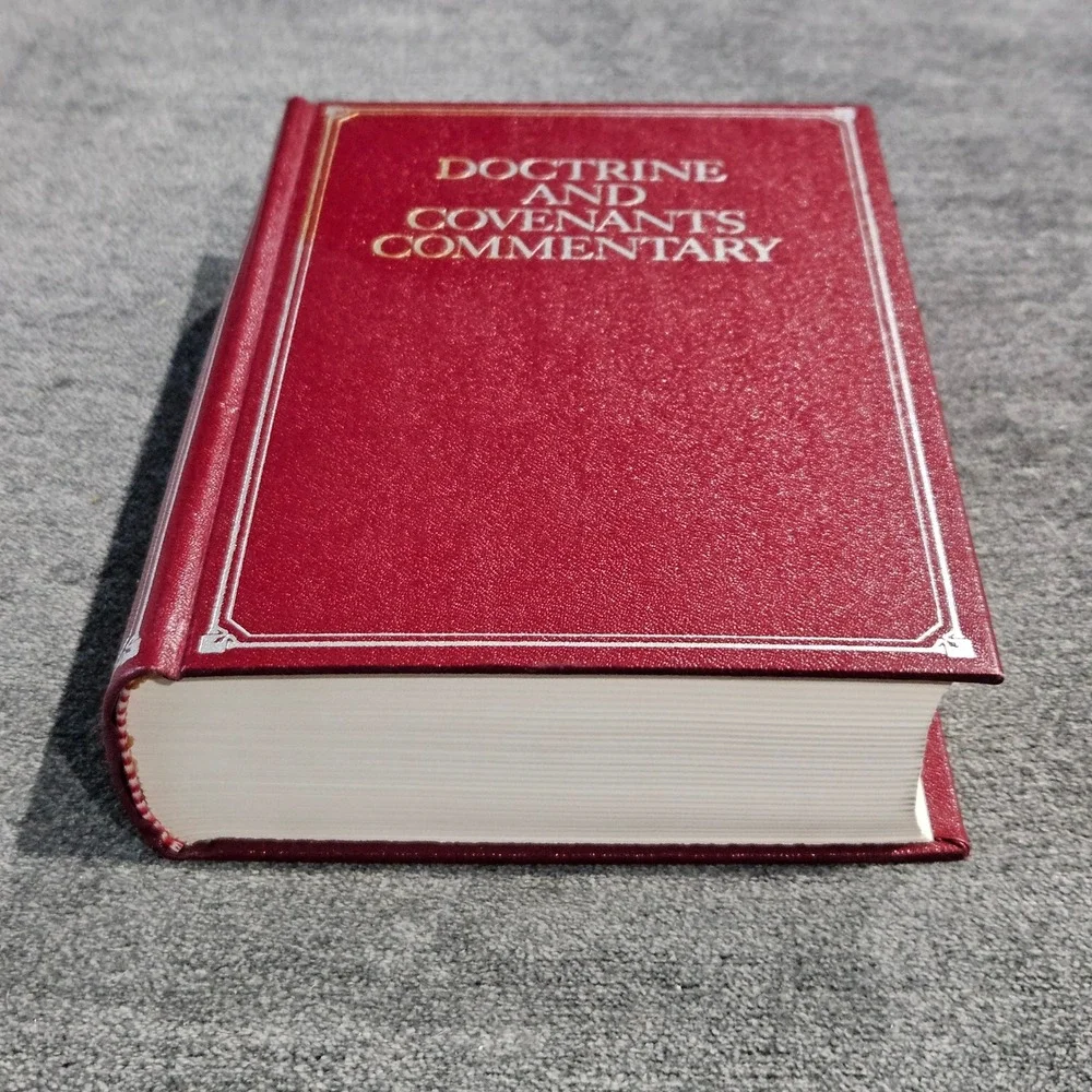 Doctrine and Covenants Commentary 1978‎ Deseret Book Hyrum M Smith Hardcover